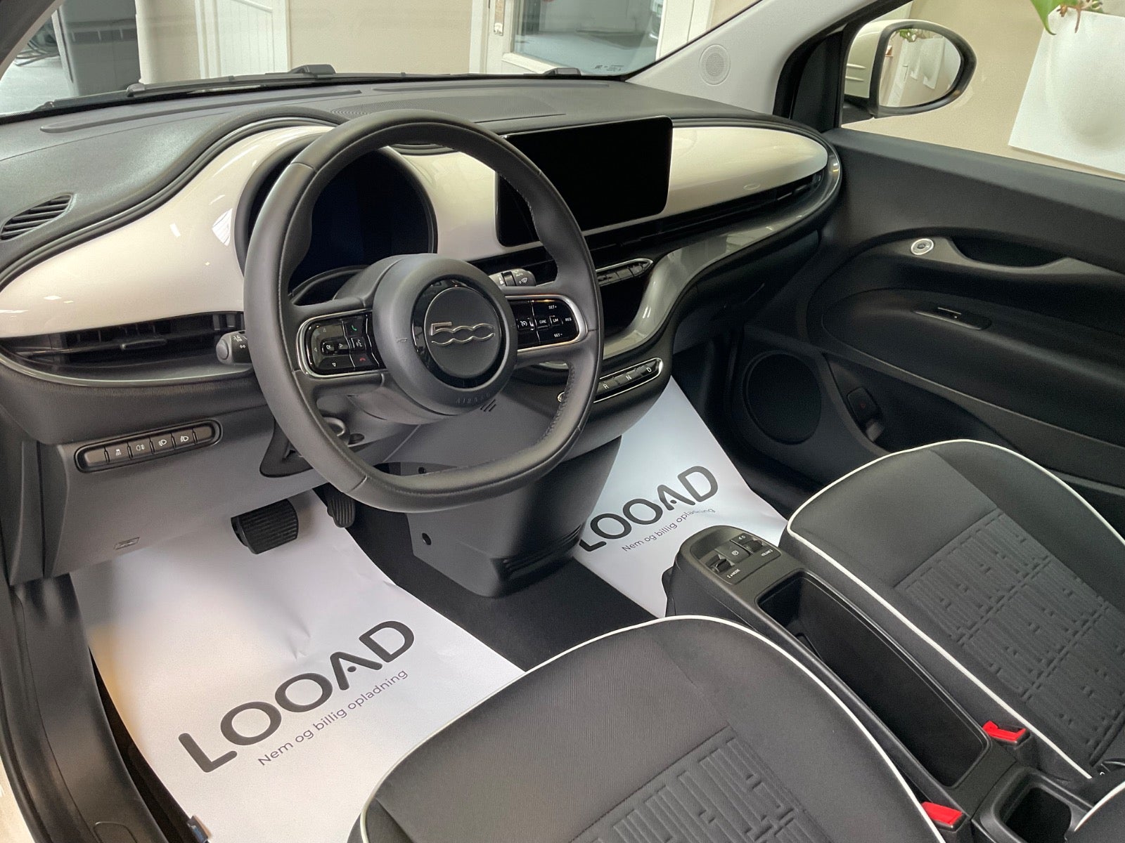 Fiat 500e 42 Icon Cabrio 2d - 10