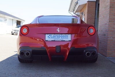 Ferrari F12berlinetta 