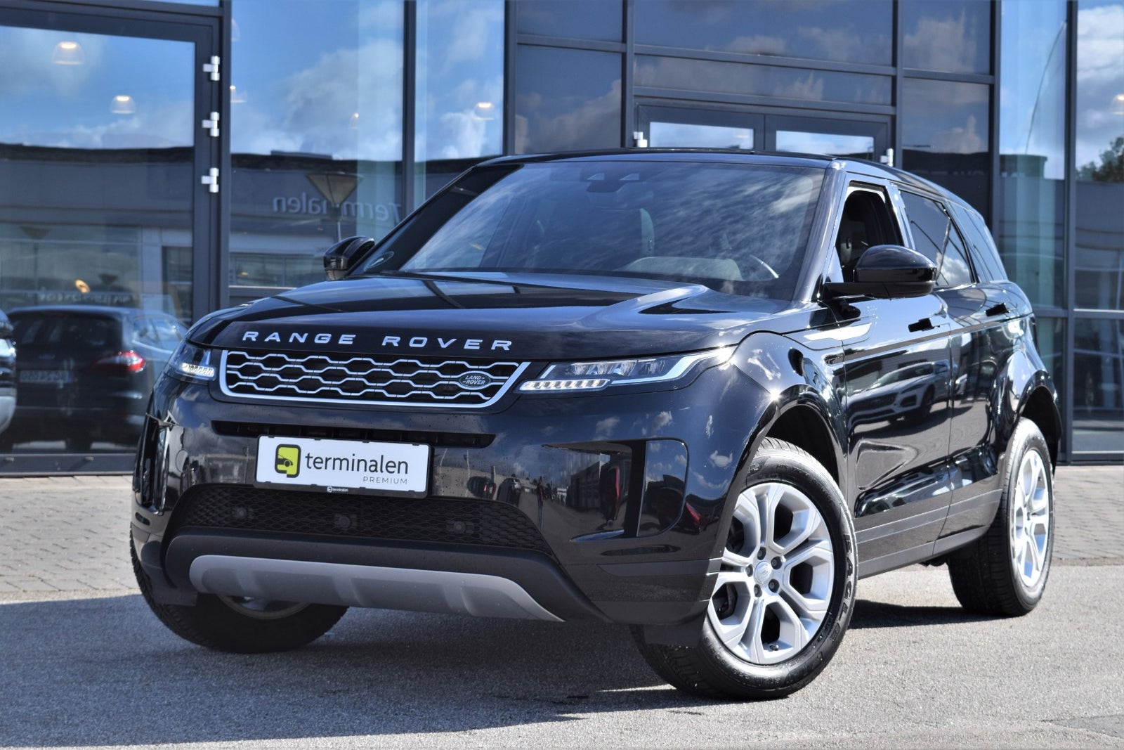 Land Rover Range Rover Evoque D180 S aut. Land Rover Range Rover Evoque D180 S aut.