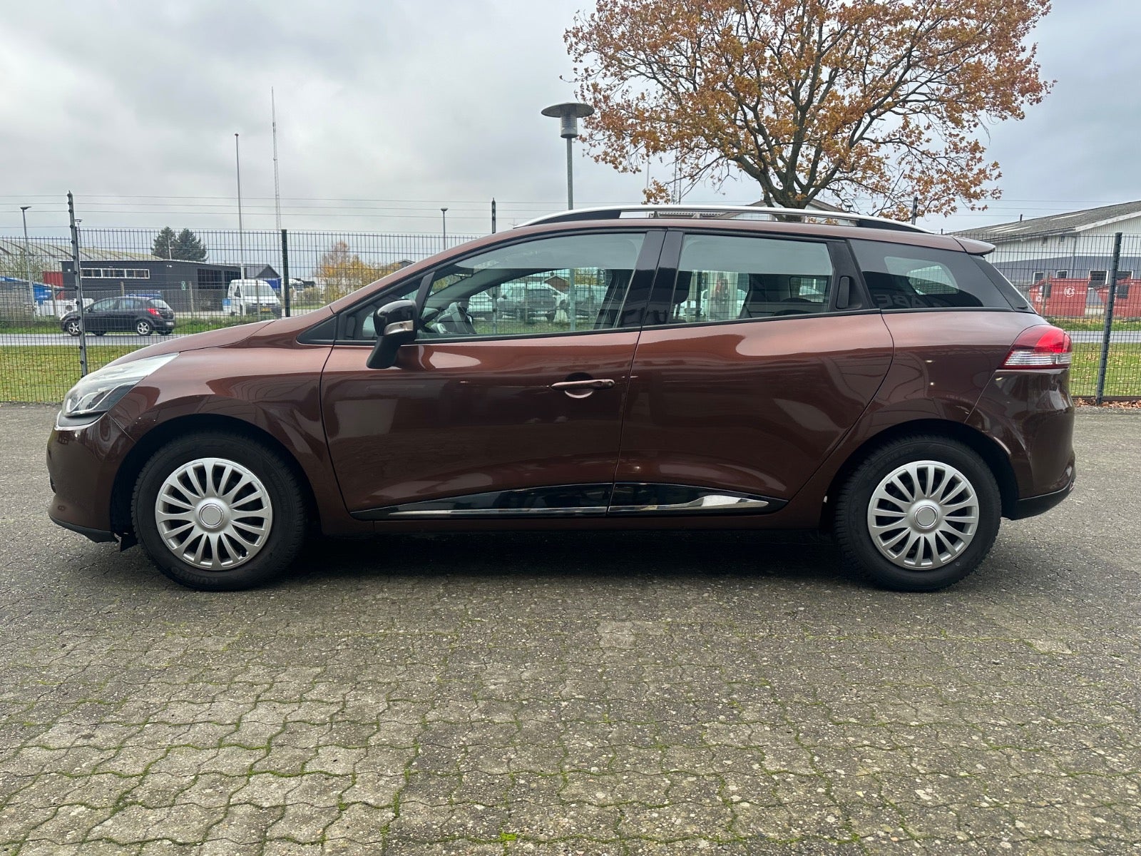 Renault Clio IV TCe 90 Expression Sport Tourer