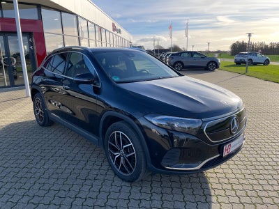 Mercedes EQA300  4Matic 5d