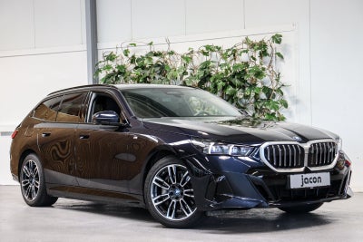 BMW i5 eDrive40 Touring Fully Charged M-Sport