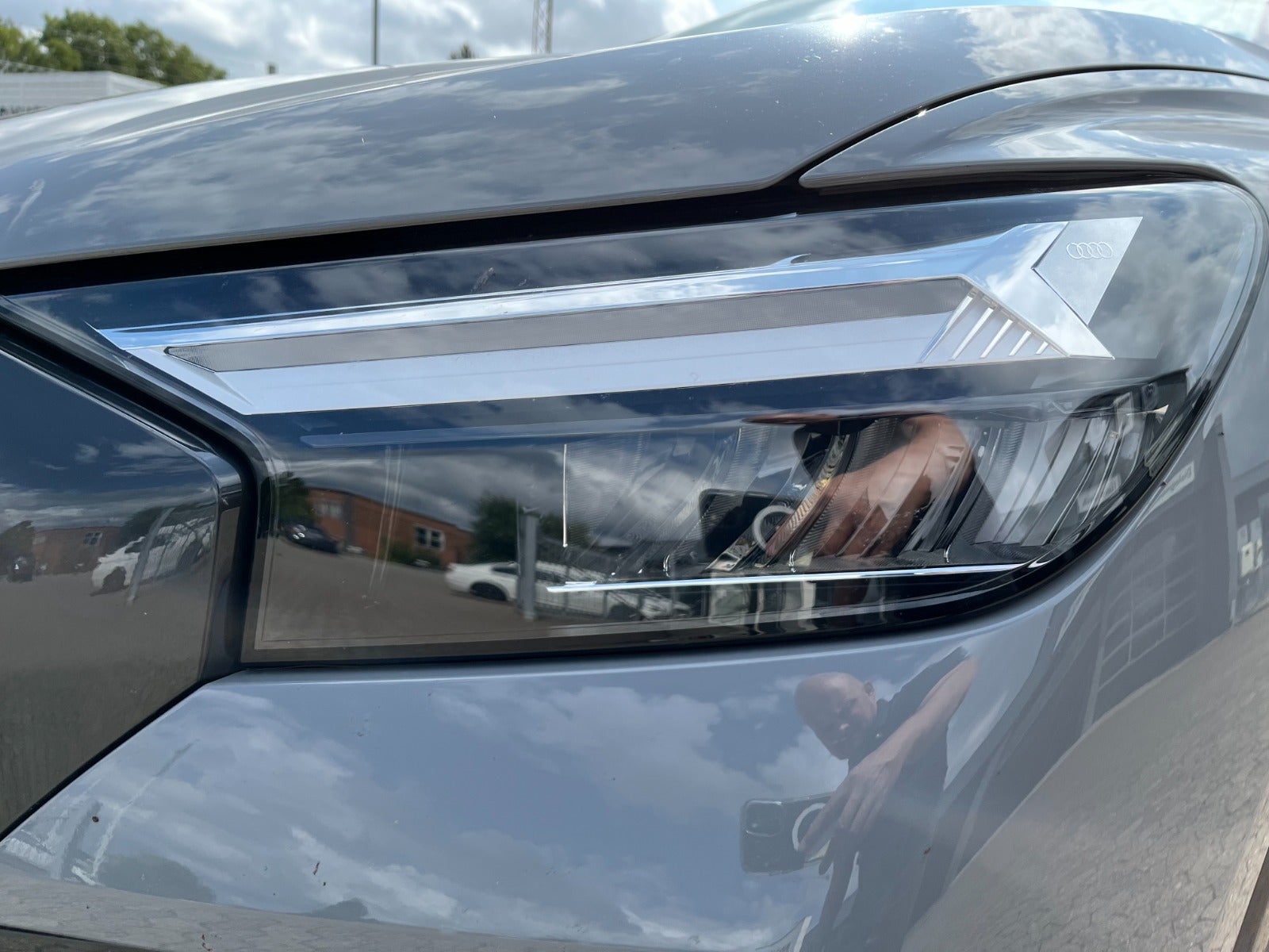 Billede af Audi Q4 e-tron 45 edition S-line