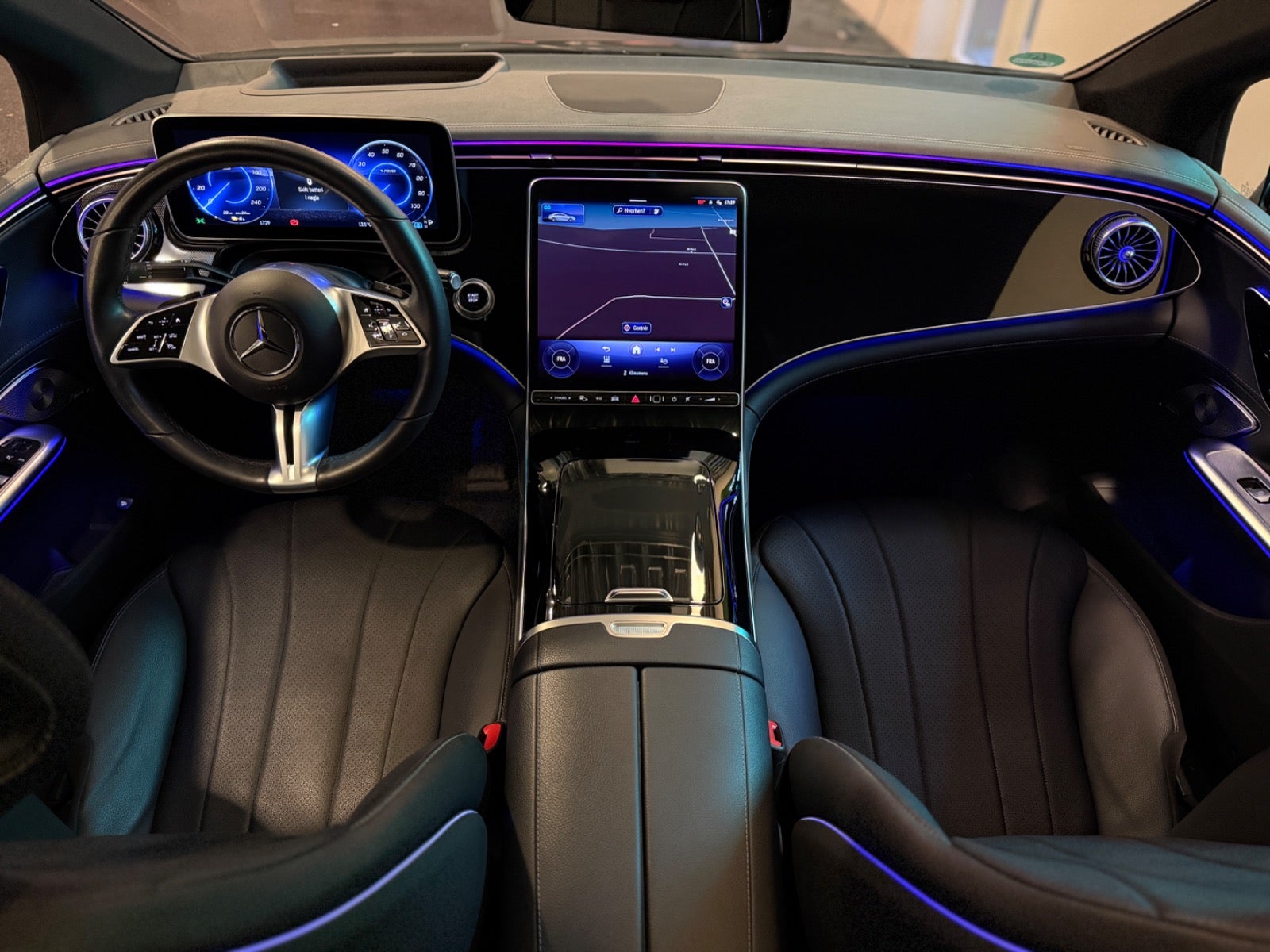 Mercedes EQE350 Electric Art