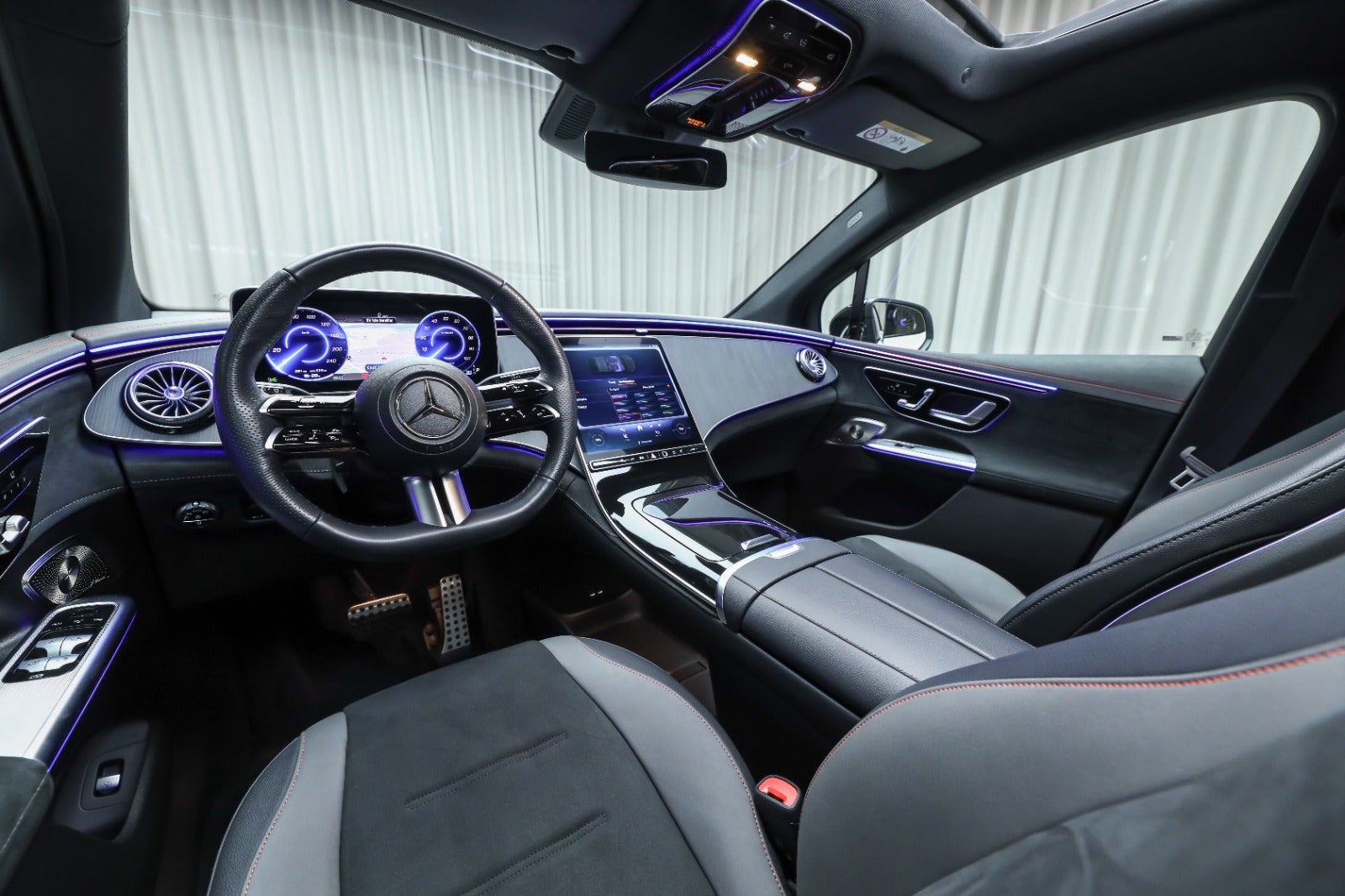 Mercedes-Benz EQE 350 SUV (4/8)