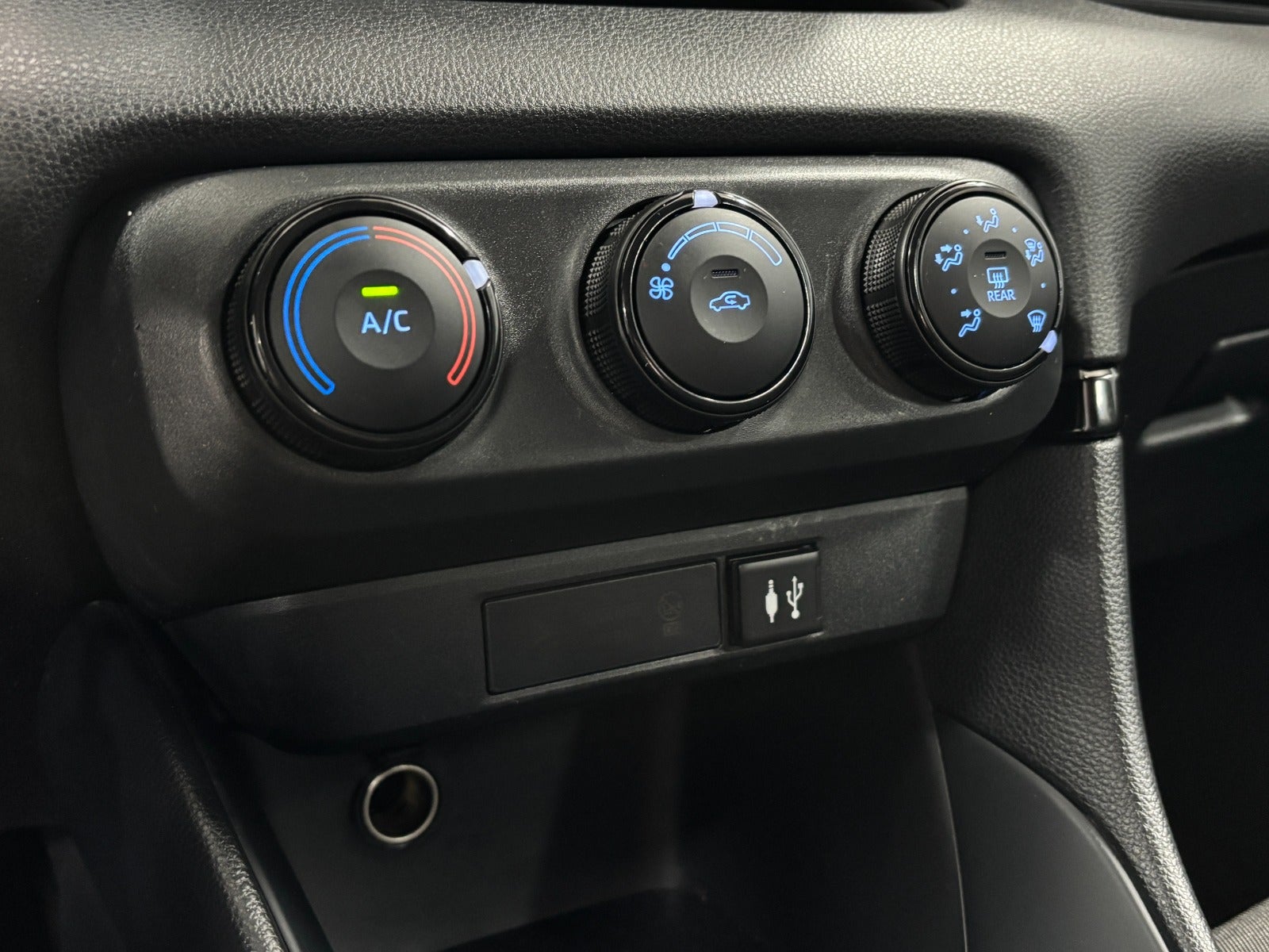 Billede af Toyota Yaris 1,0 Essential Comfort