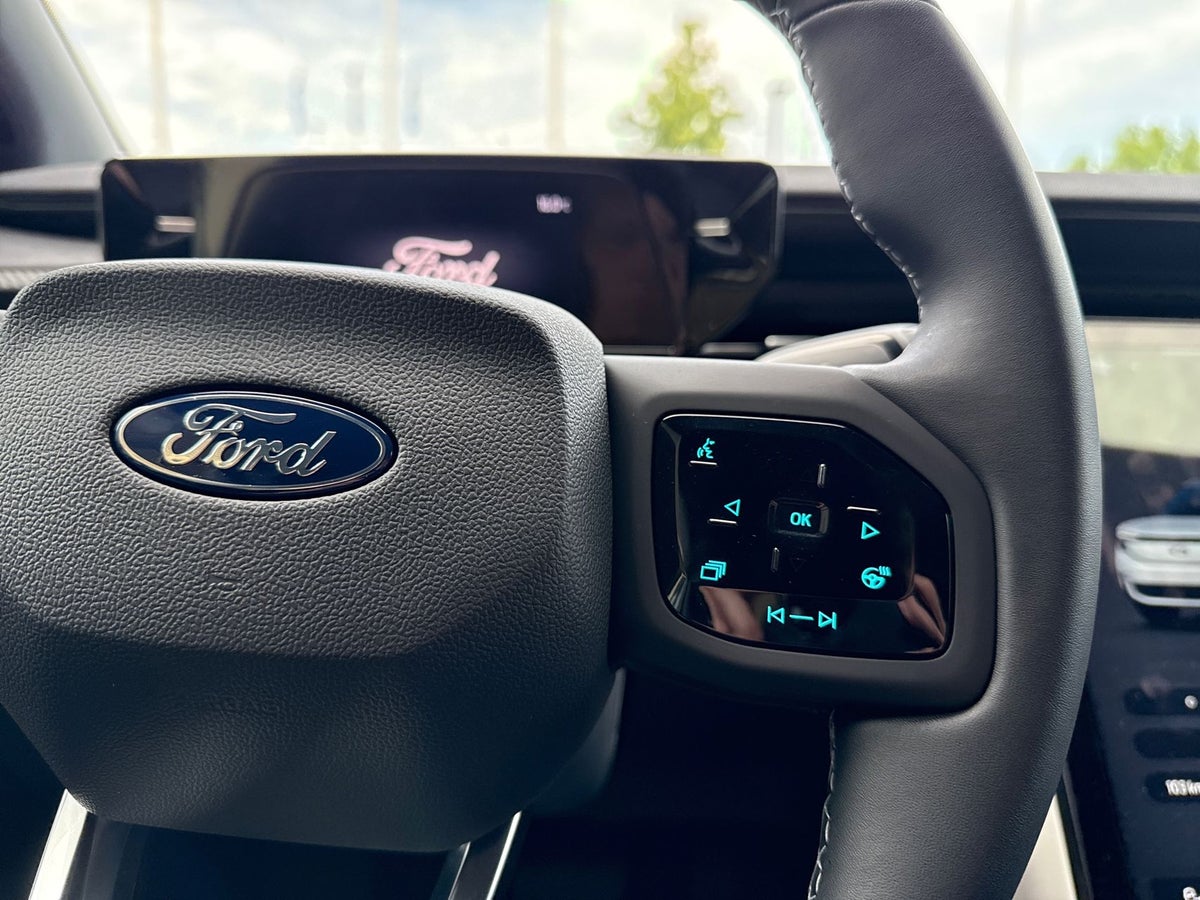 Ford Explorer Premium Extended Range billede 18