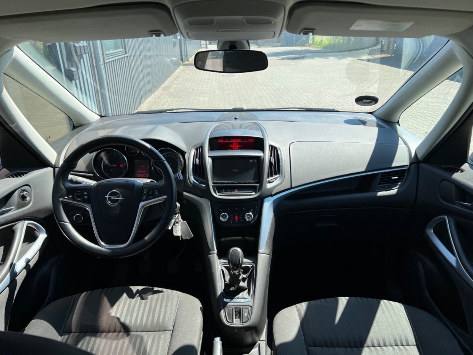 Opel Zafira Tourer 2013