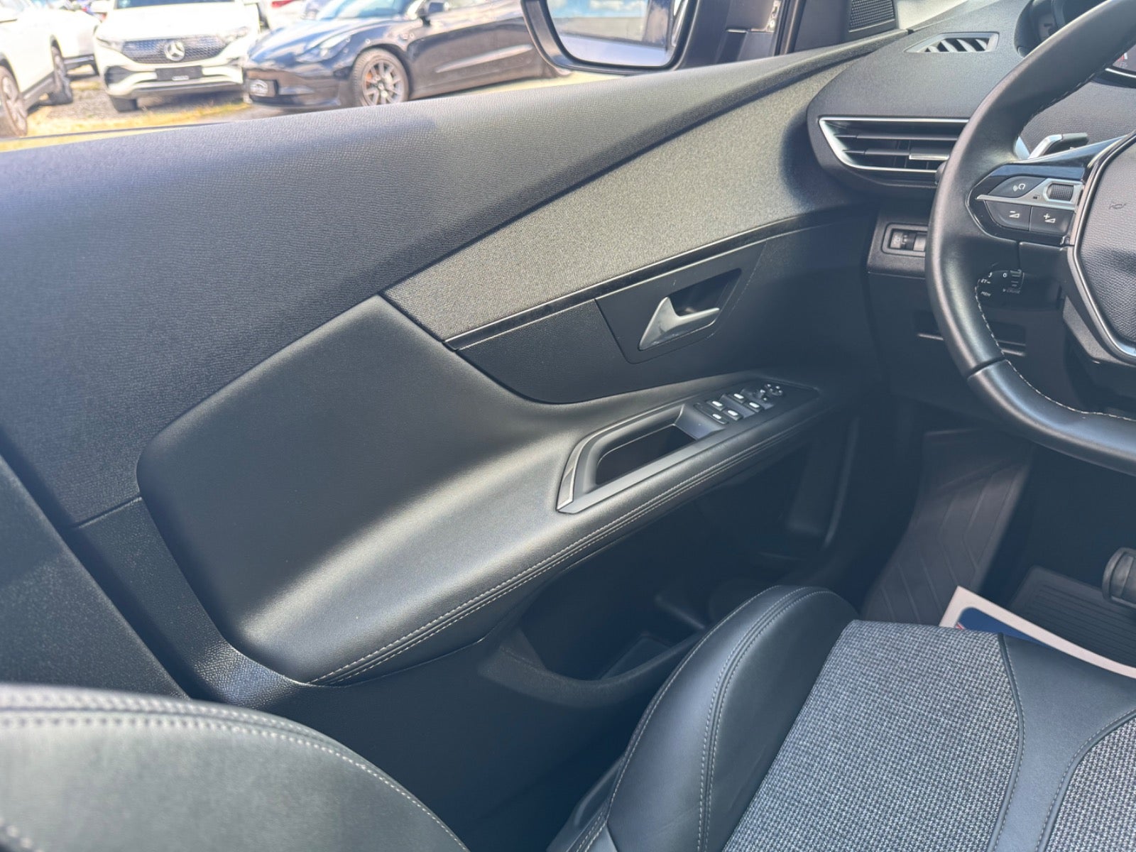 Billede af Peugeot 3008 1,5 BlueHDi 130 Allure Limited EAT8