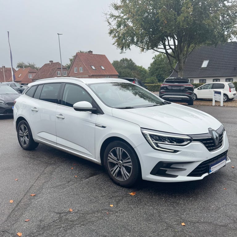 Renault Megane IV E-Tech Zen Sport Tourer