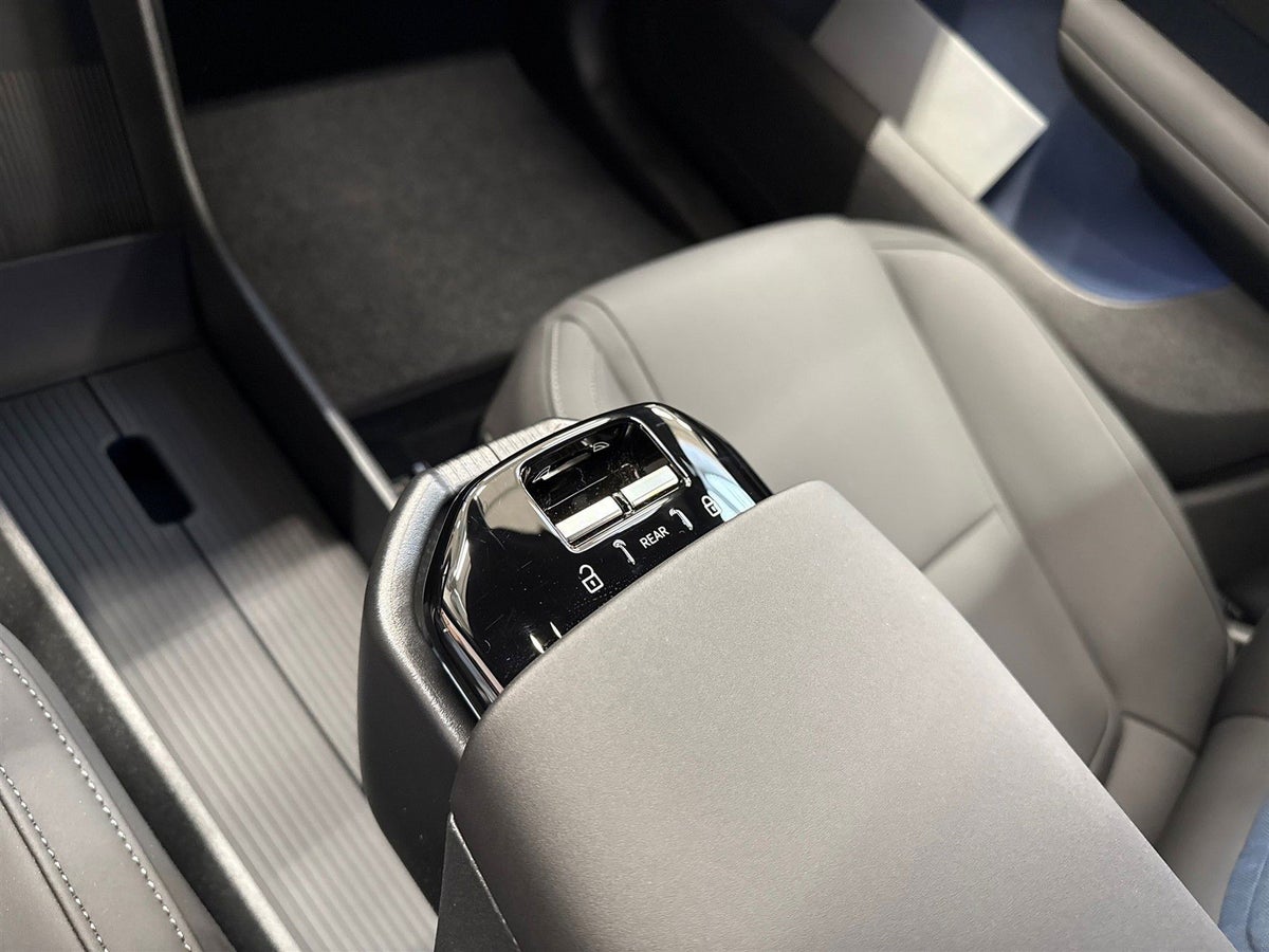 Volvo EX30 Extended Range Ultra billede 17