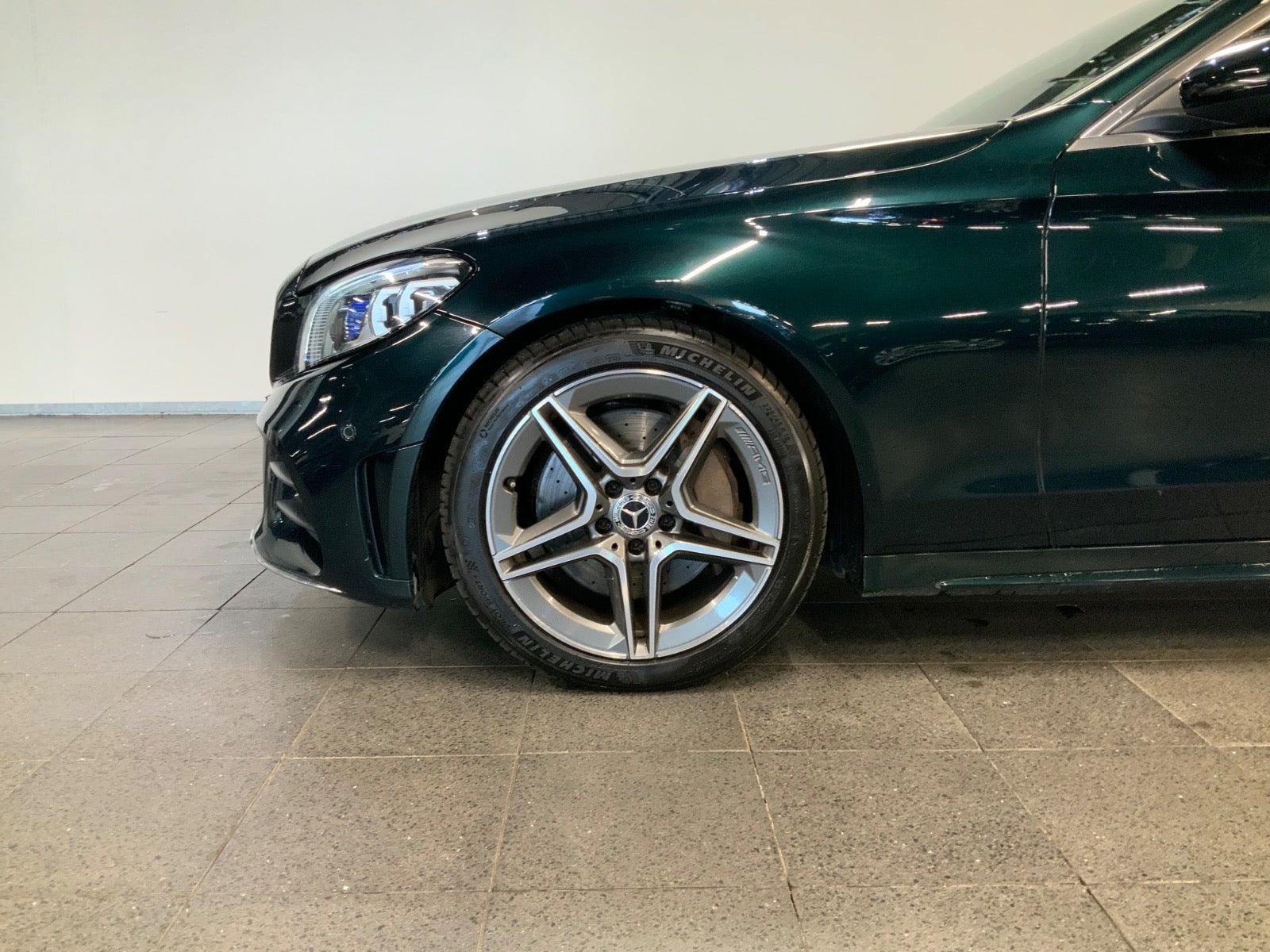 Mercedes-Benz C 300 (4/8)
