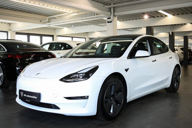Tesla Model 3  Long Range AWD