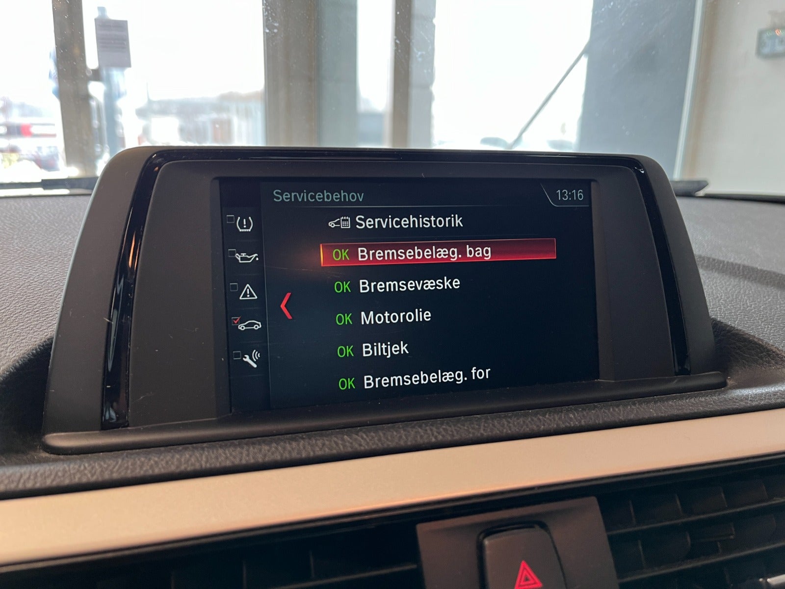 Billede af BMW 118i 1,5 Connected aut.