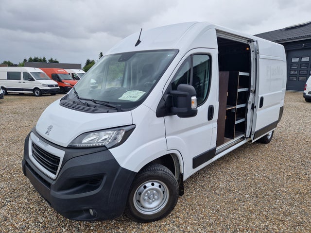 Peugeot Boxer 333 2,2 BlueHDi 140 L3H2 Premium