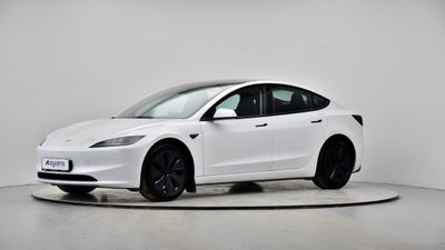 Tesla Model 3  Long Range AWD 4d