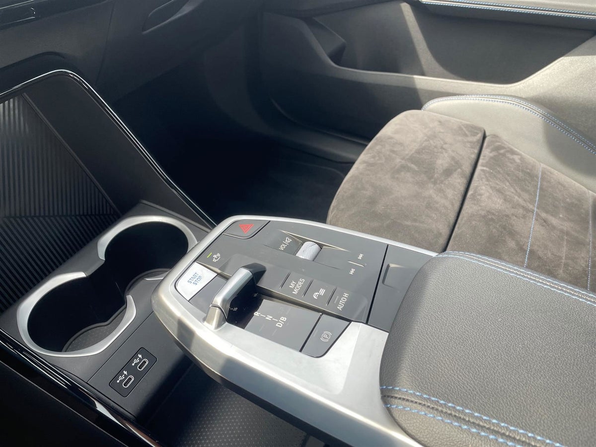 BMW iX1 xDrive30 M-Sport billede 15