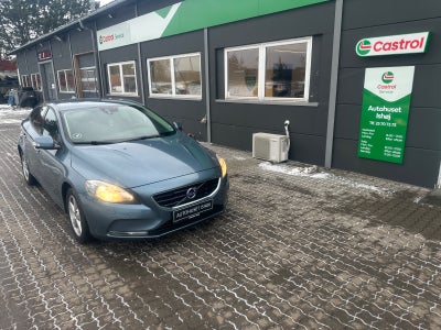 Volvo V40 1,6 D2 115 Kinetic 5d
