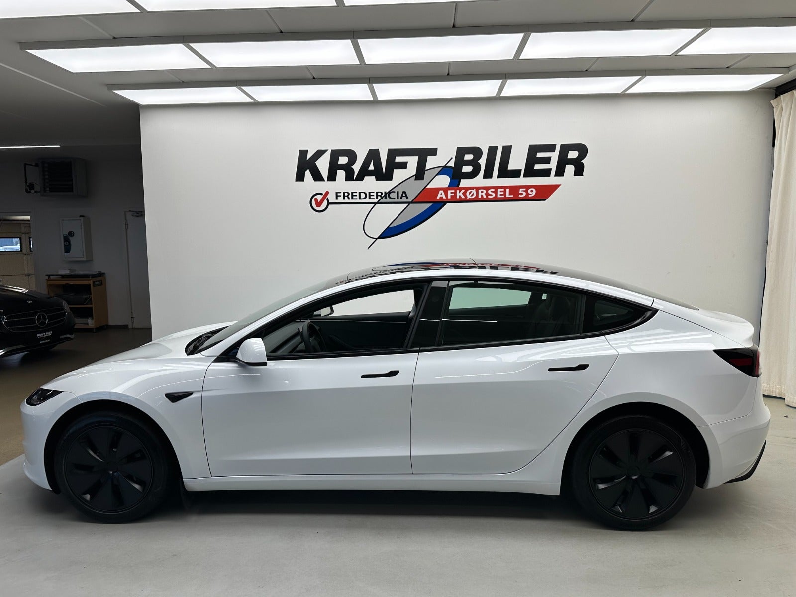 Billede af Tesla Model 3  RWD