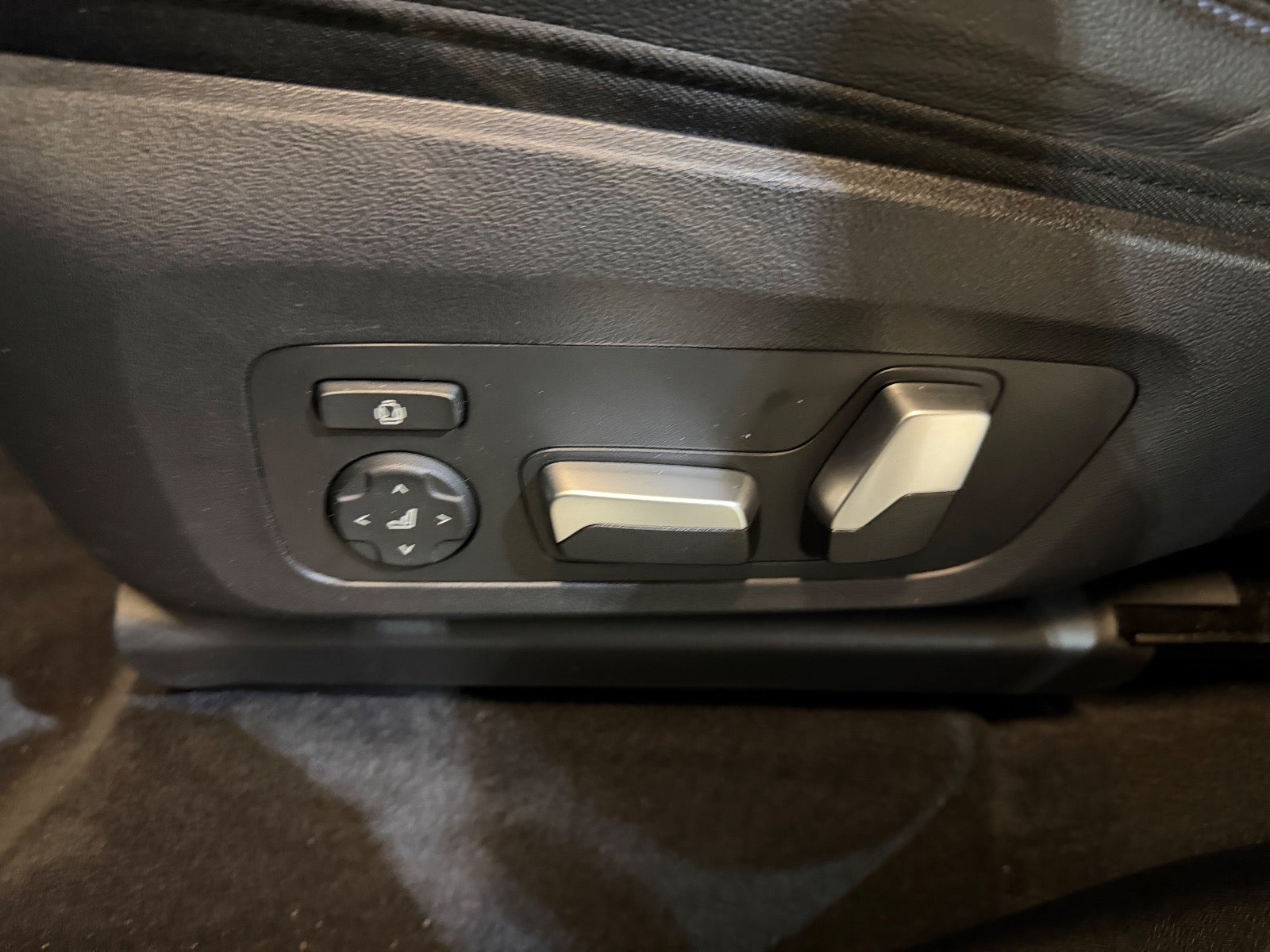 BMW iX3 Charged Plus M-Sport