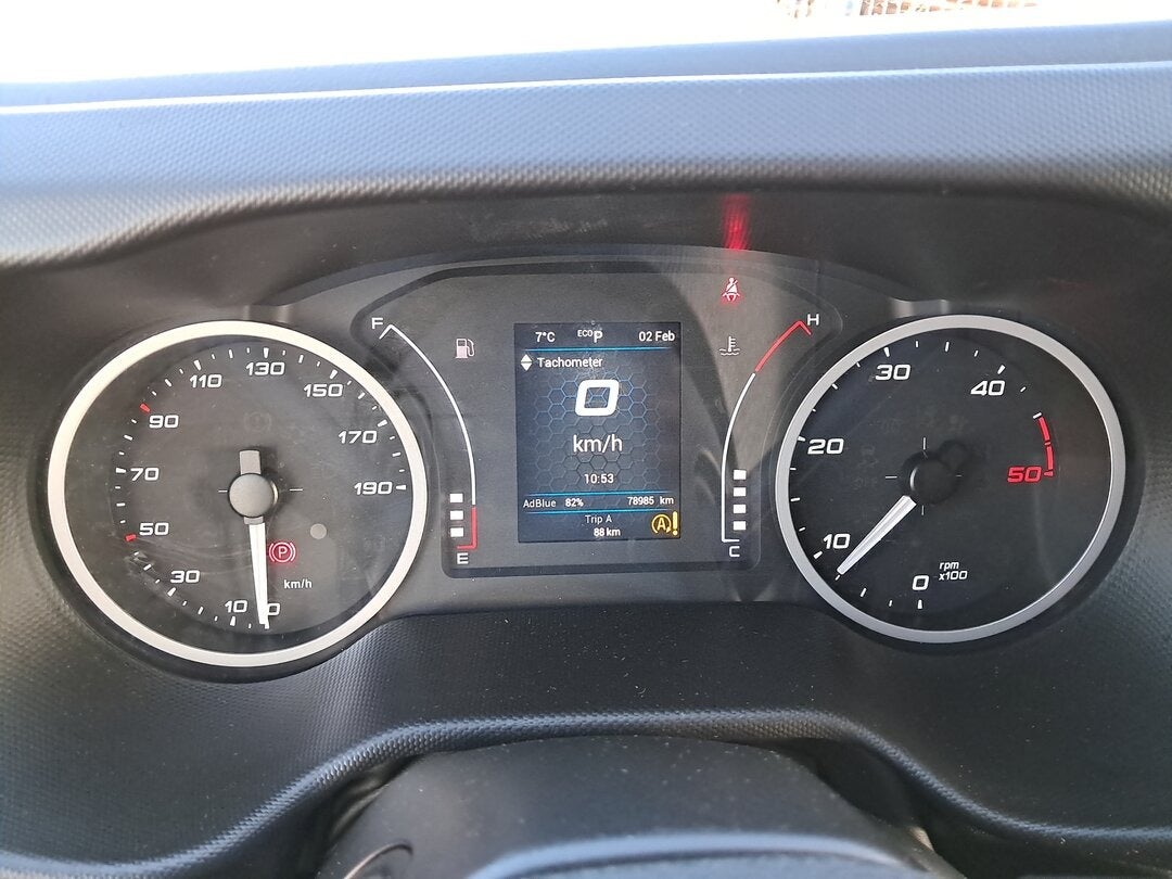 Billede af Iveco Daily 2,3 35S16 4100mm Box m/lift AG8