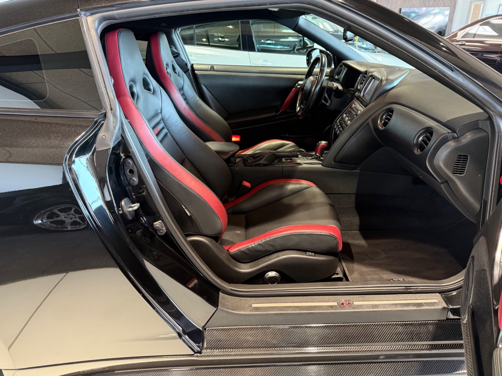 Billede af Nissan GT-R 3,8 V6 Black Edition aut.