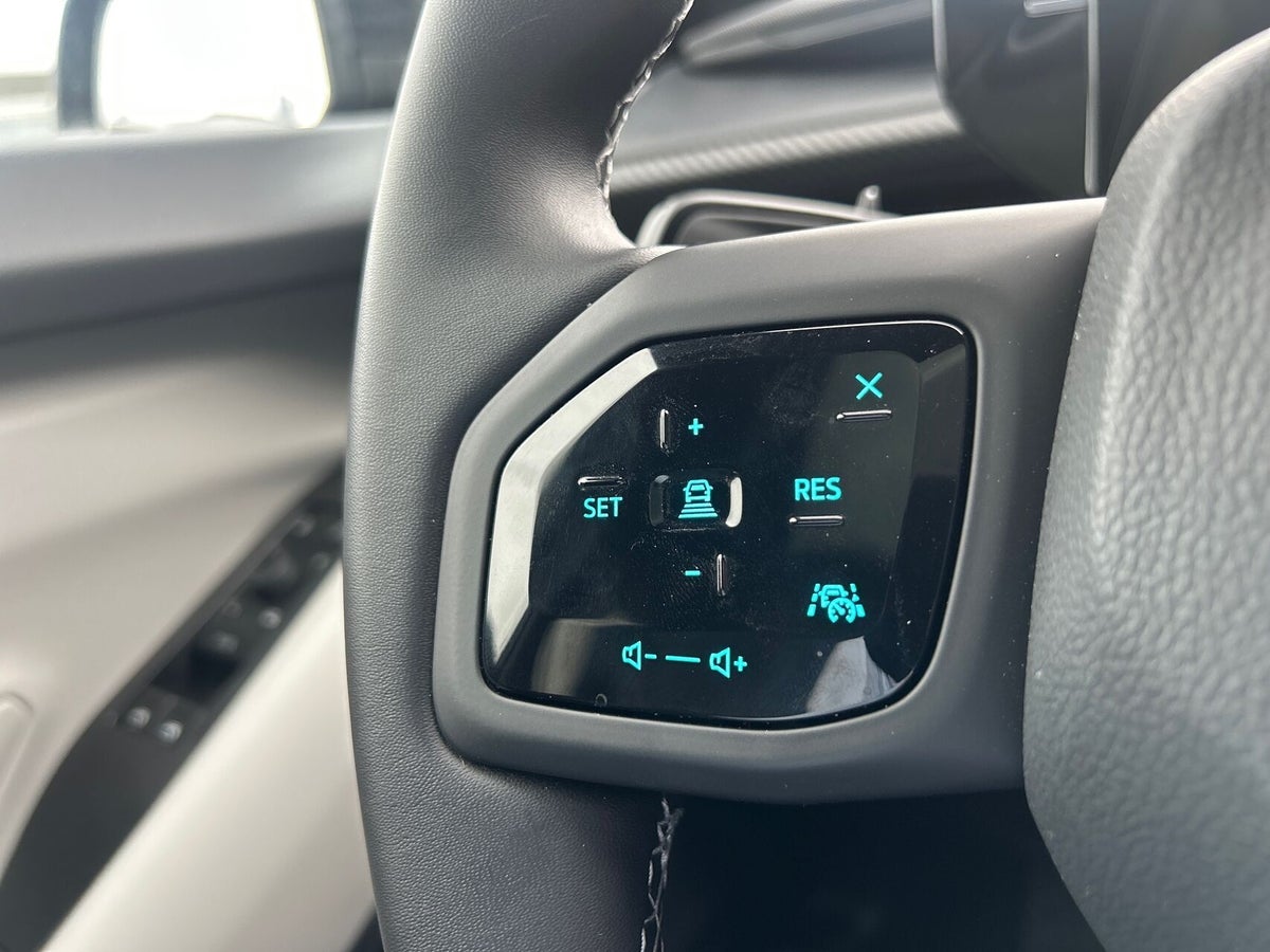 Ford Explorer Premium Extended Range billede 15