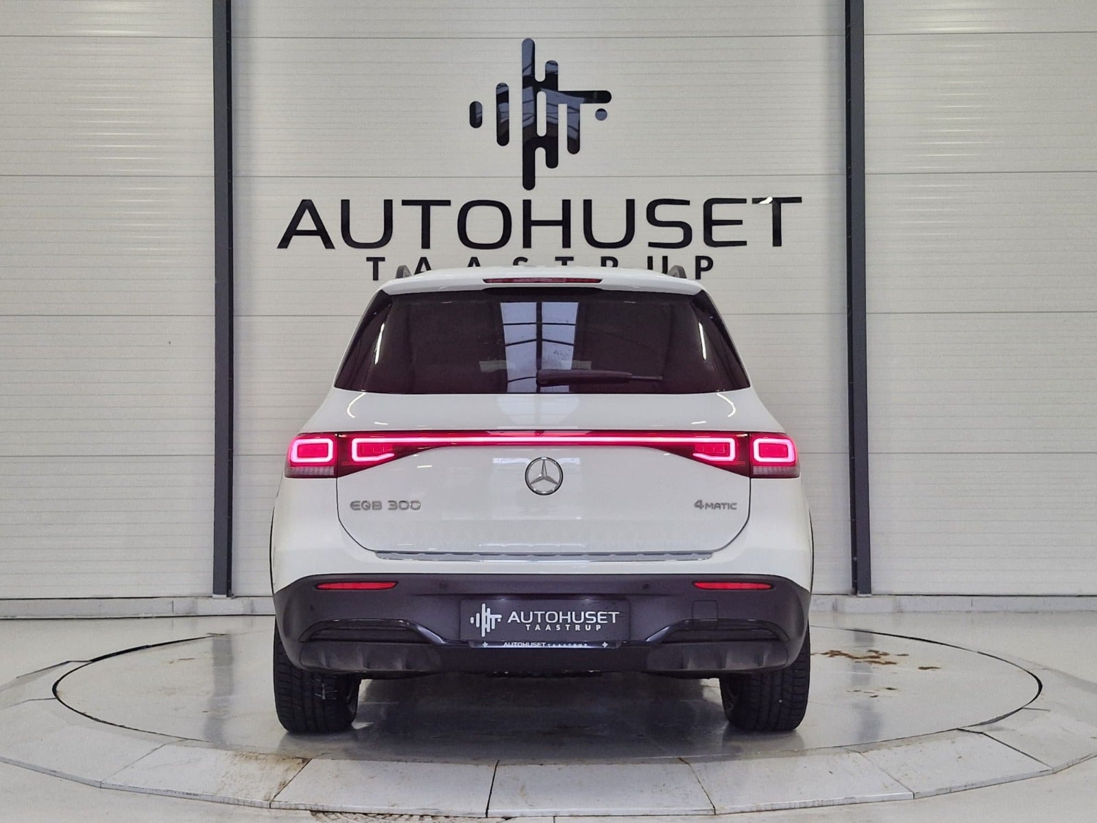 Billede af Mercedes EQB300  AMG Line 4Matic 7prs