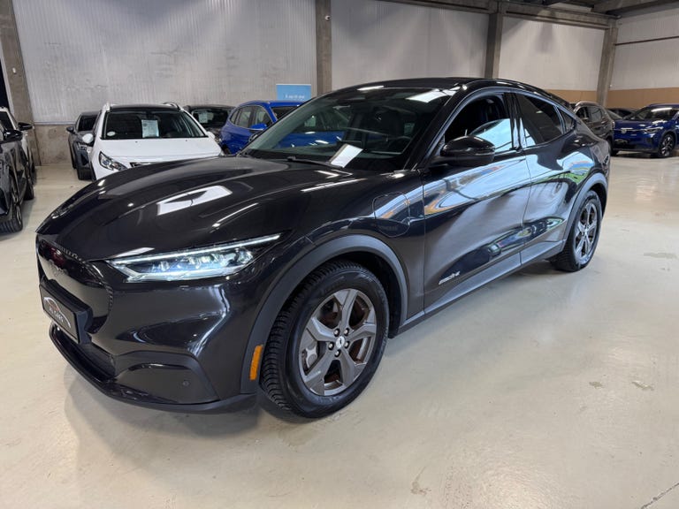 Ford Mustang Mach-E Standard Range