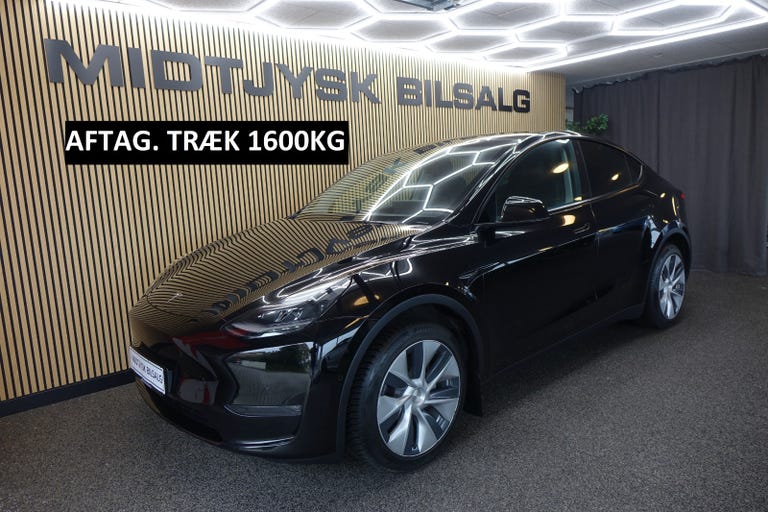 Tesla Model Y Long Range AWD