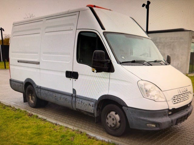 Iveco Daily 35C17 12m³ Van