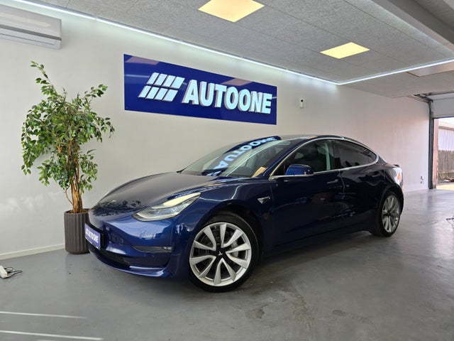 Tesla Model 3  Long Range AWD