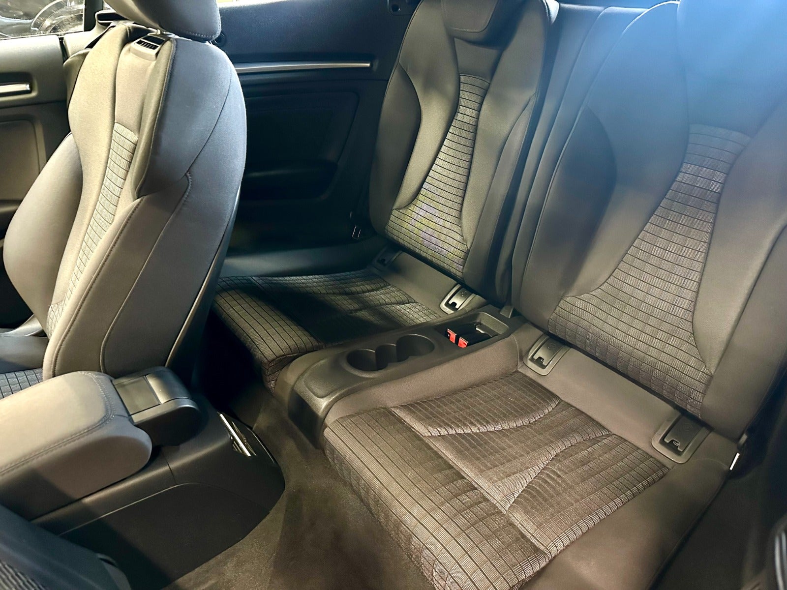 Billede af Audi A3 40 TFSi Limited plus Cabriolet quattro S-tr.