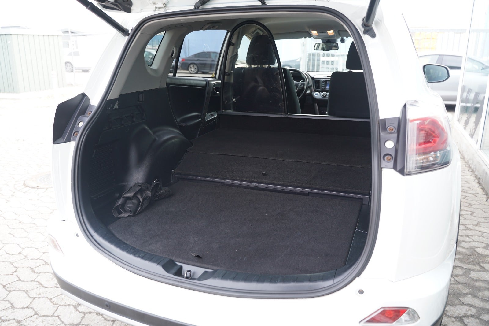 Billede af Toyota RAV4 2,5 Hybrid H3 MDS Van