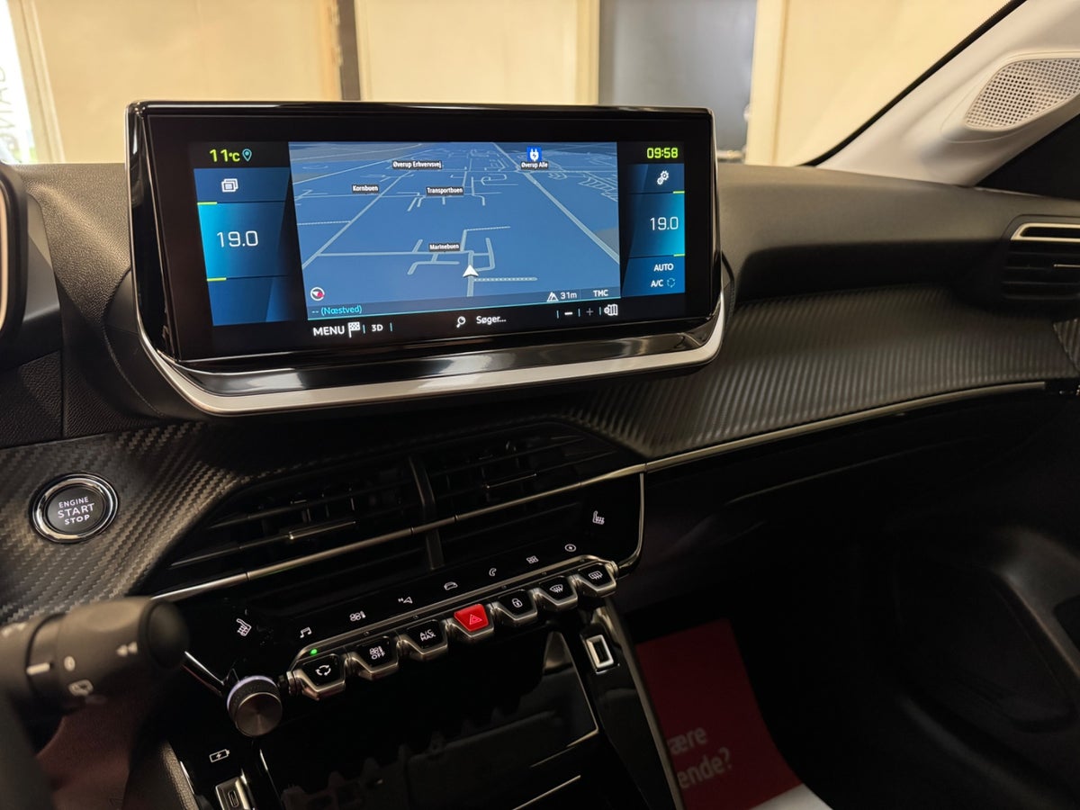 Peugeot e-208 Allure Peugeot e-208 Allure