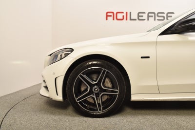 Mercedes C300 de AMG Line Night Edition stc. aut.