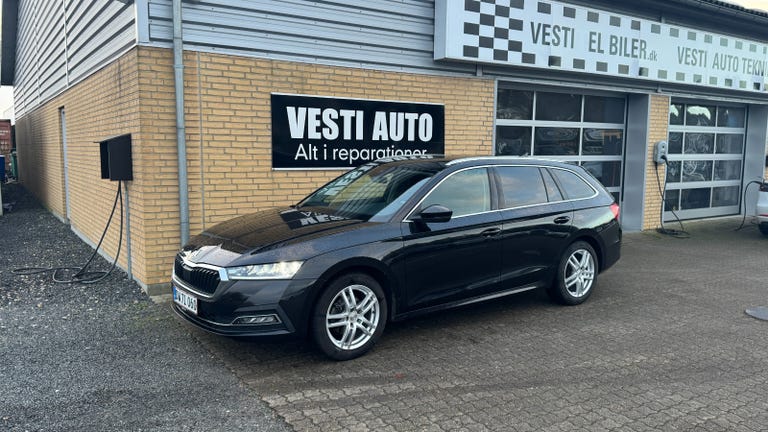 Skoda Octavia TDi 150 Business Executive Combi DSG