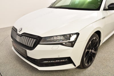 Skoda Superb TSi iV Sportline Combi DSG