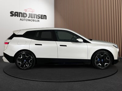 BMW iX xDrive50 Supercharged