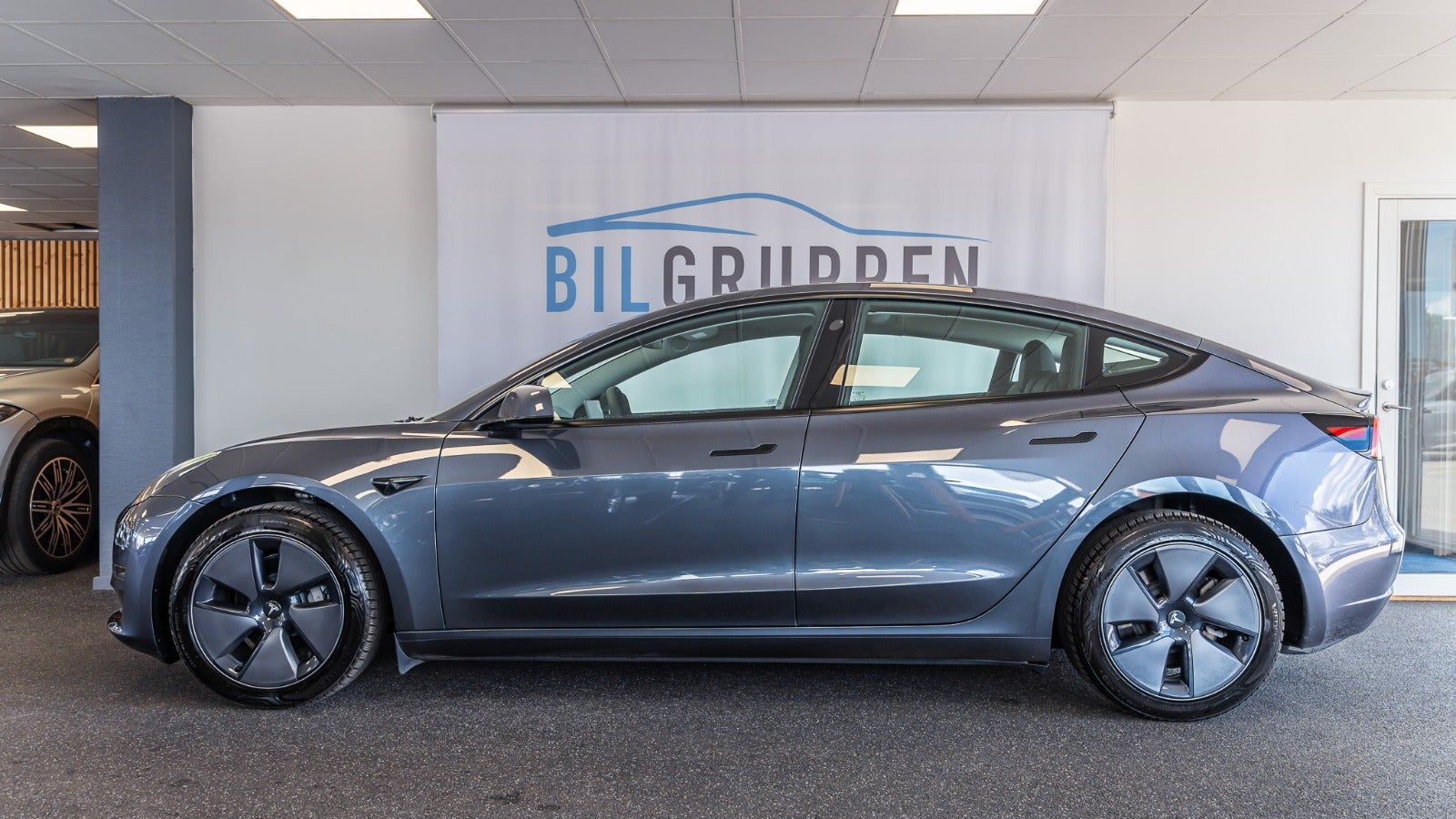 Billede af Tesla Model 3  RWD