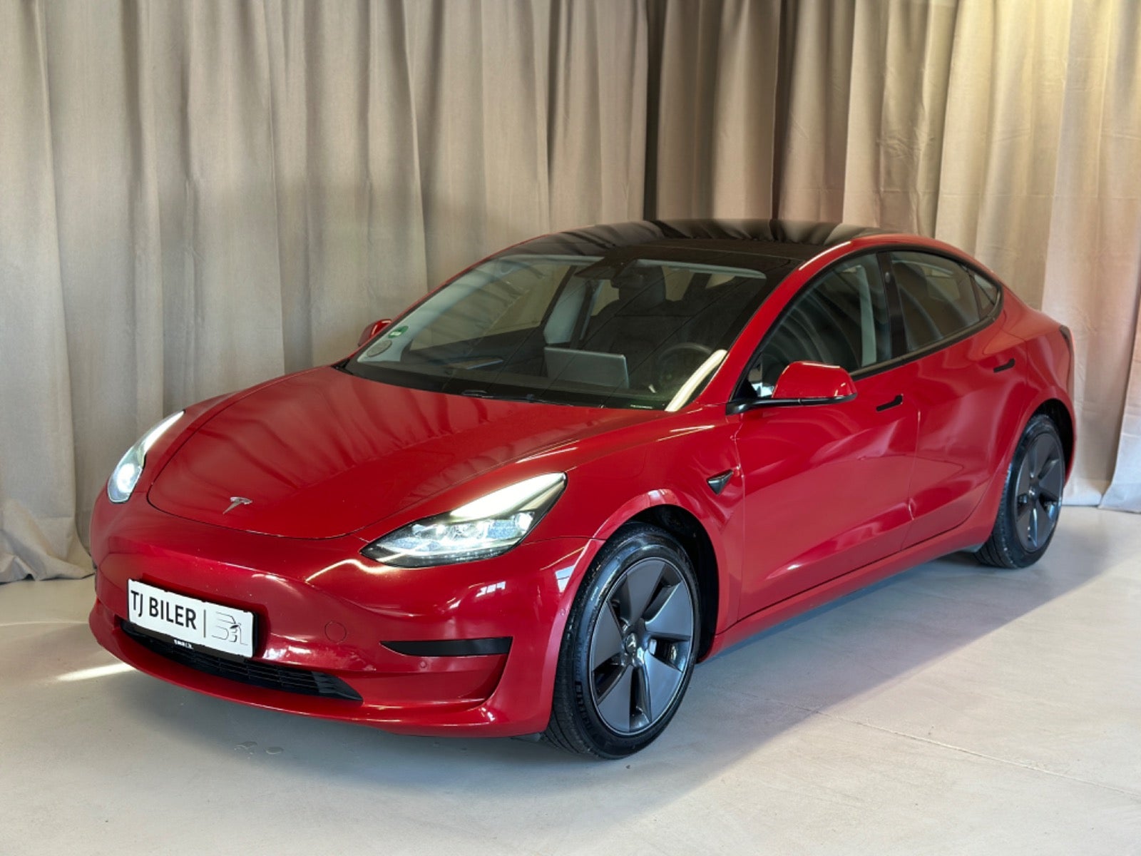 Tesla Model 3 Standard Range+ RWD