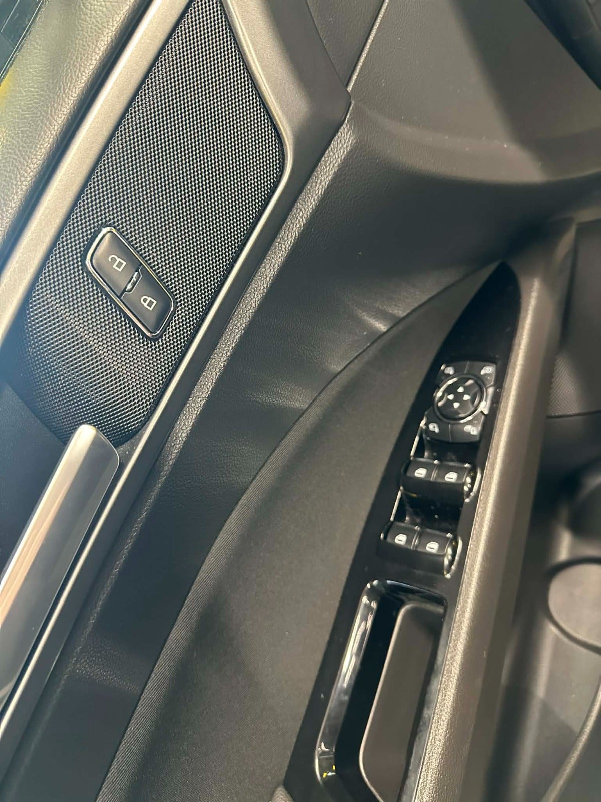 Billede af Ford Mondeo 1,0 SCTi 125 Titanium