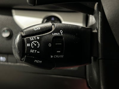 Peugeot Expert BlueHDi 122 L2 Ultimate EAT8 Van