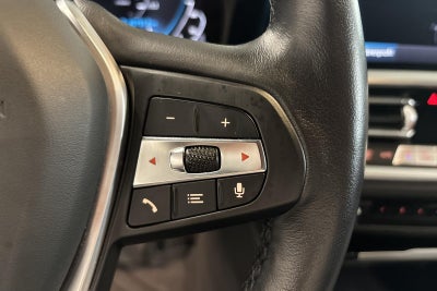 BMW 330e Touring Sport Line aut.