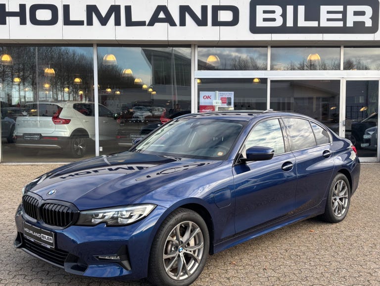 BMW 330e Sport Line aut.