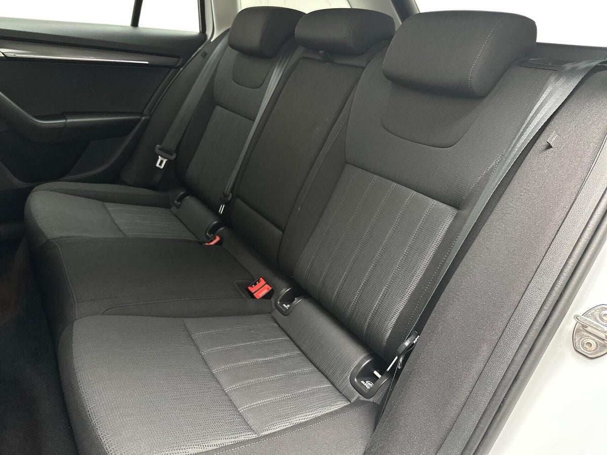 Skoda Octavia TDi 150 Business Line+ Dynamic Combi DSG billede 12