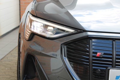 Audi e-tron S Sportback quattro
