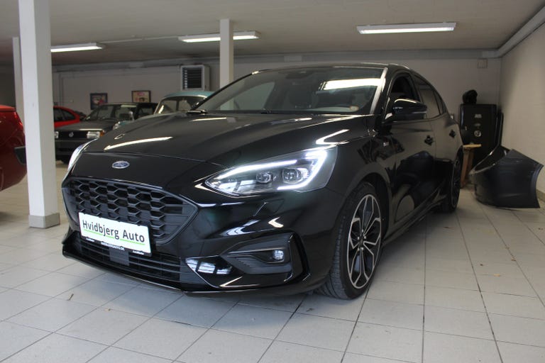 Ford Focus EcoBoost ST-Line