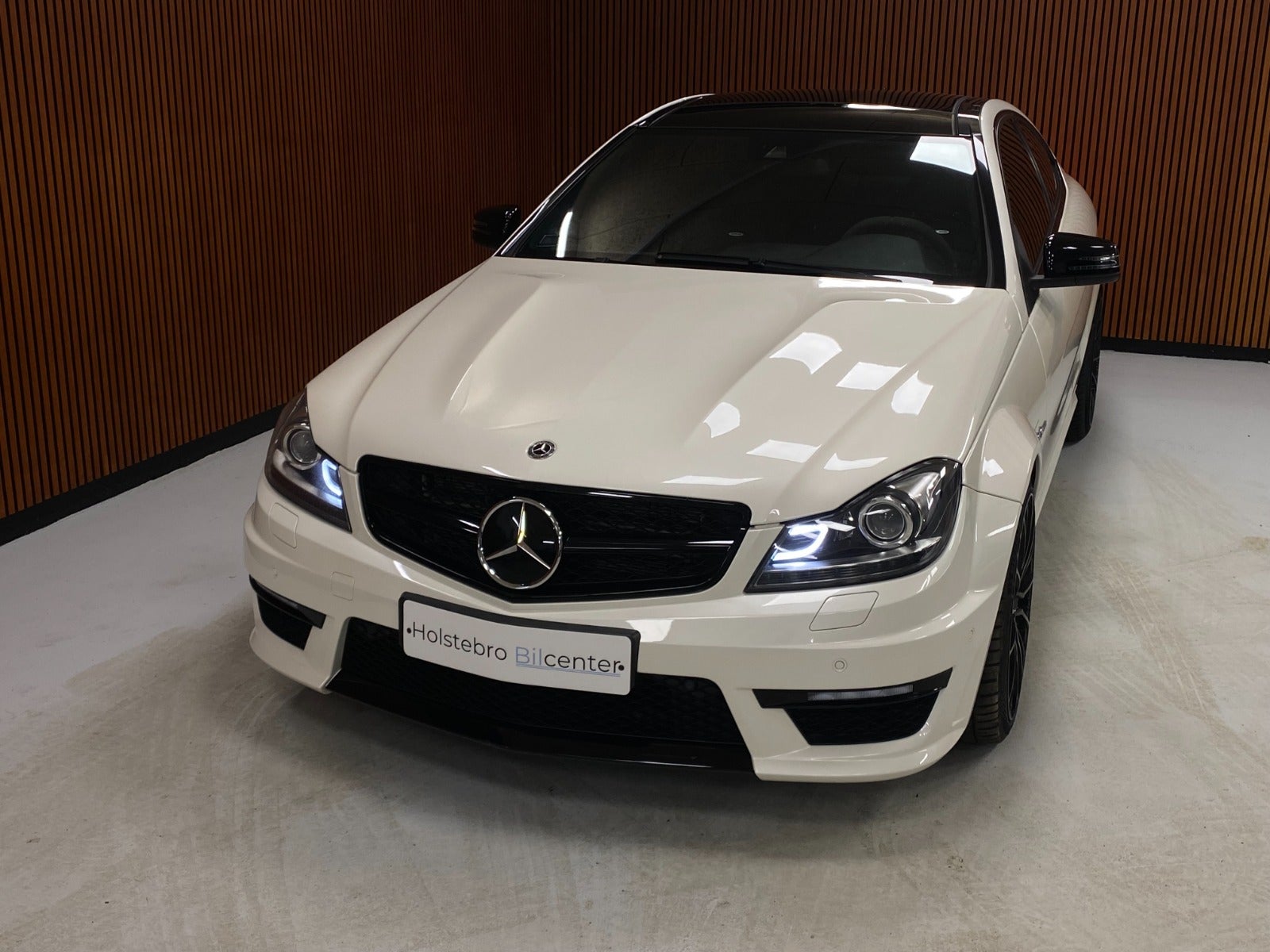 Mercedes C63 2012