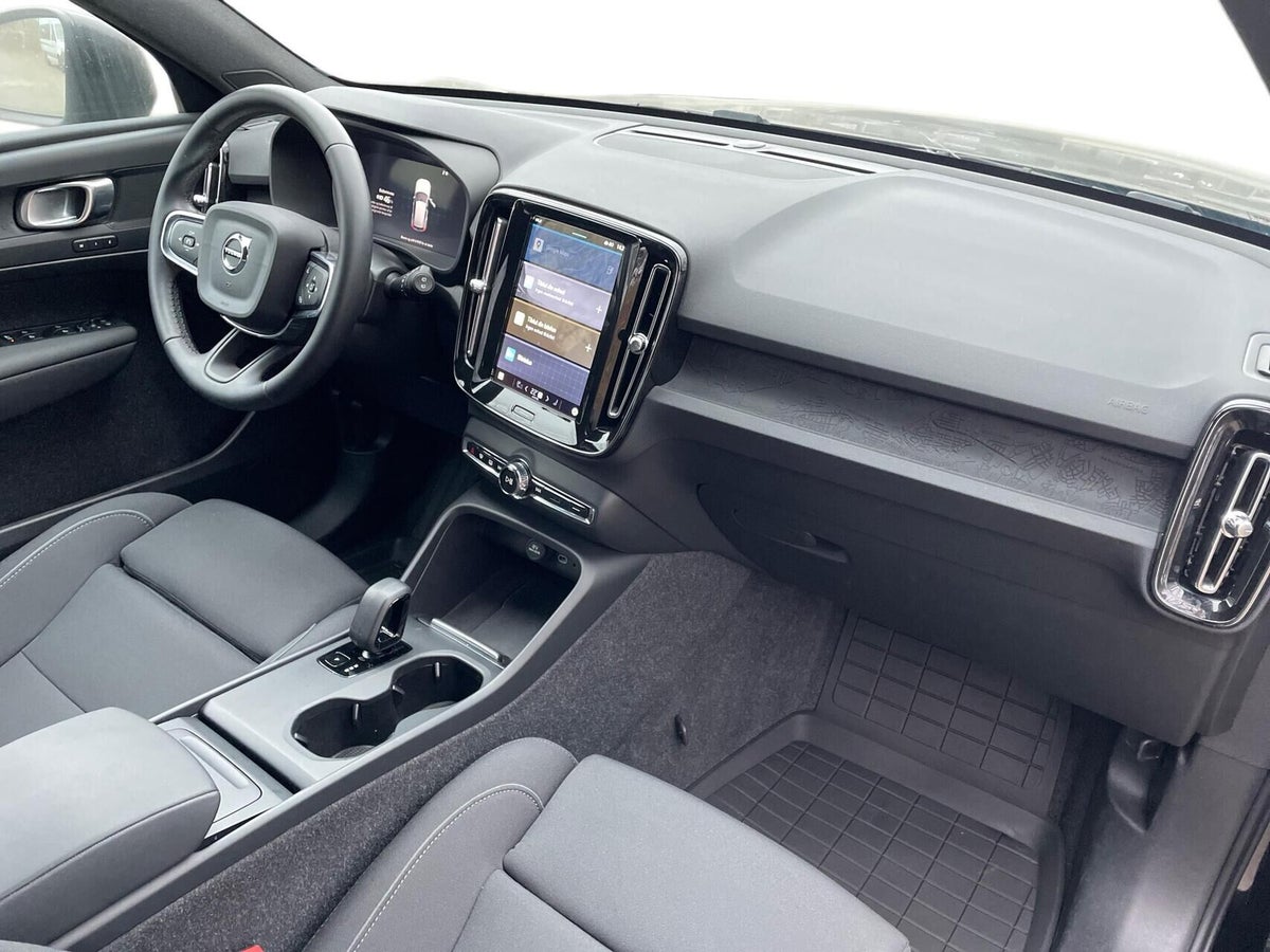 Volvo EX40 Extended Range Black Edition billede 11